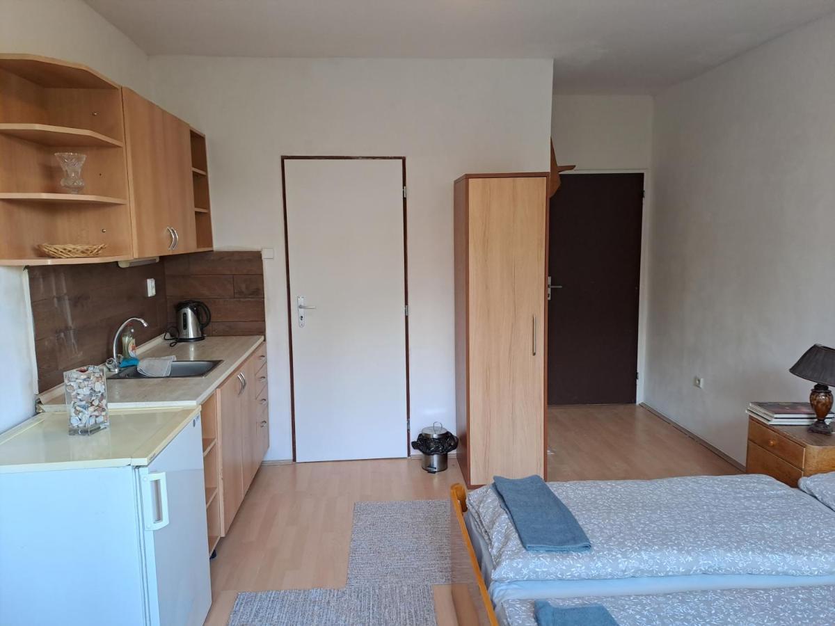 Apartman S Terasou Olomouc Eksteriør billede